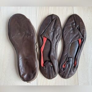 Mark Cross England Leather Travel Slippers with Leather Zip Case